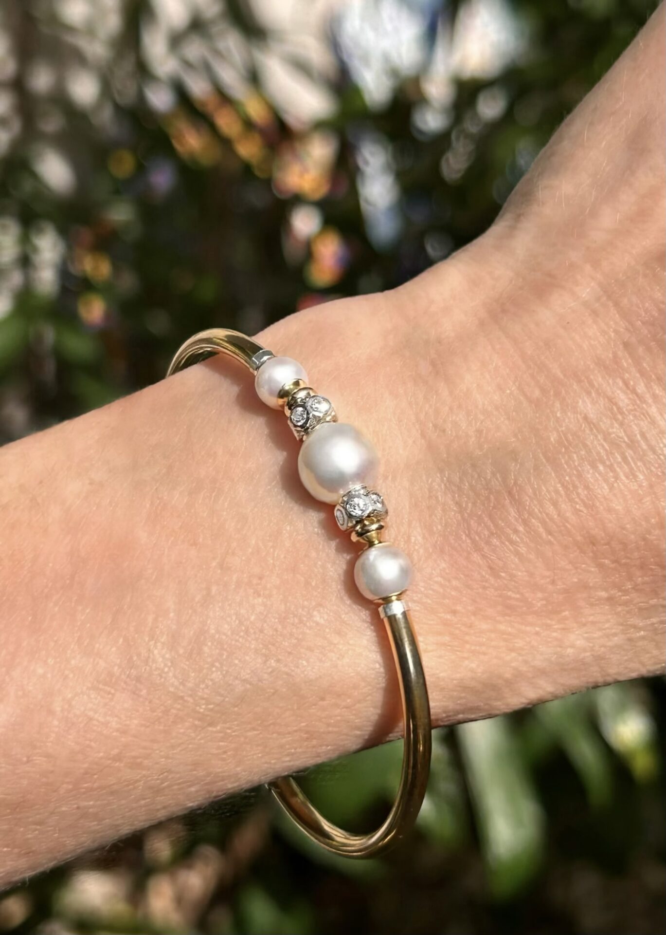 Bella White Pearl Gold Filled Bracelet - Image 2