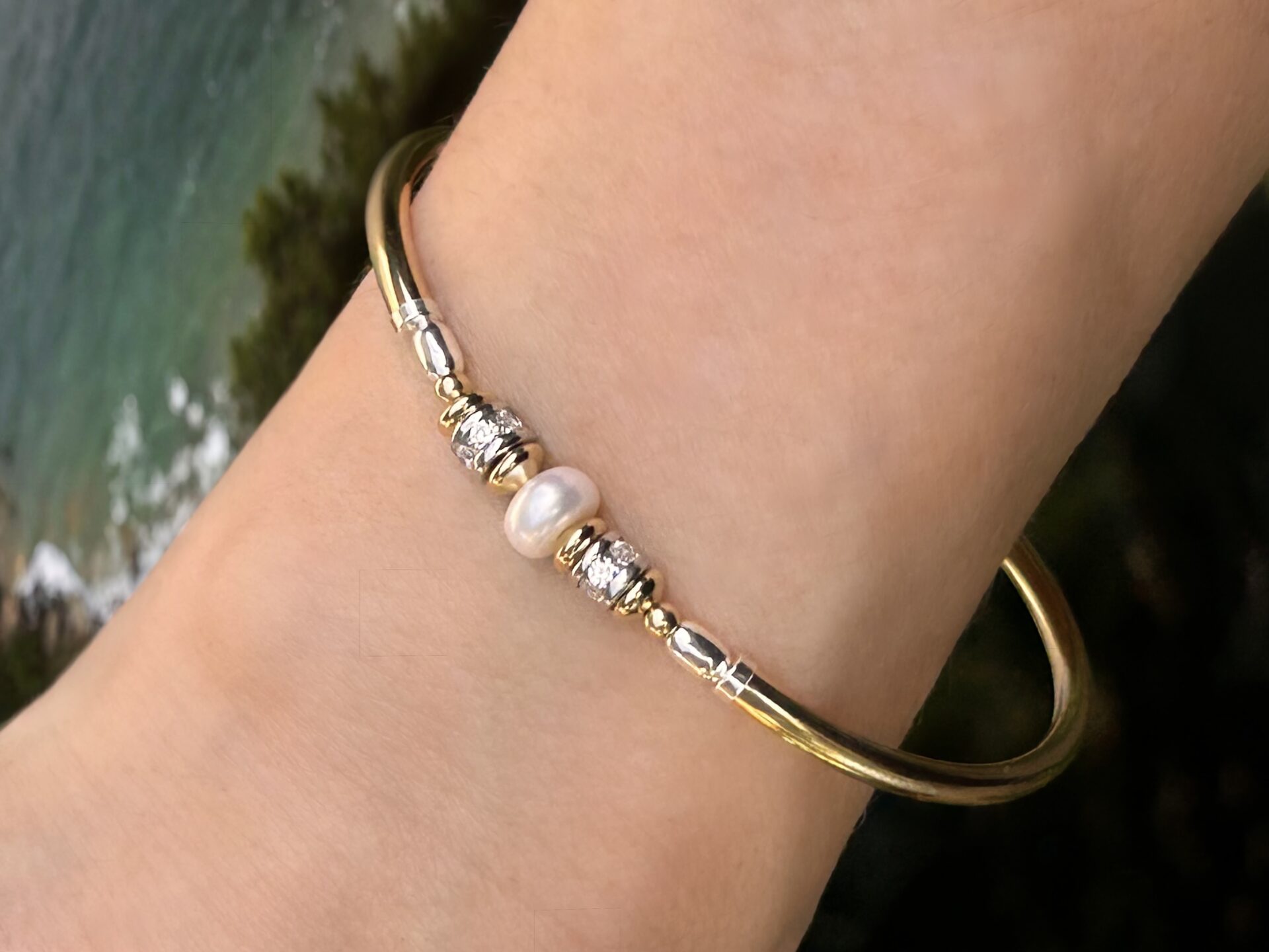 Dior White Pearl Gold Filled Bracelet - Image 2