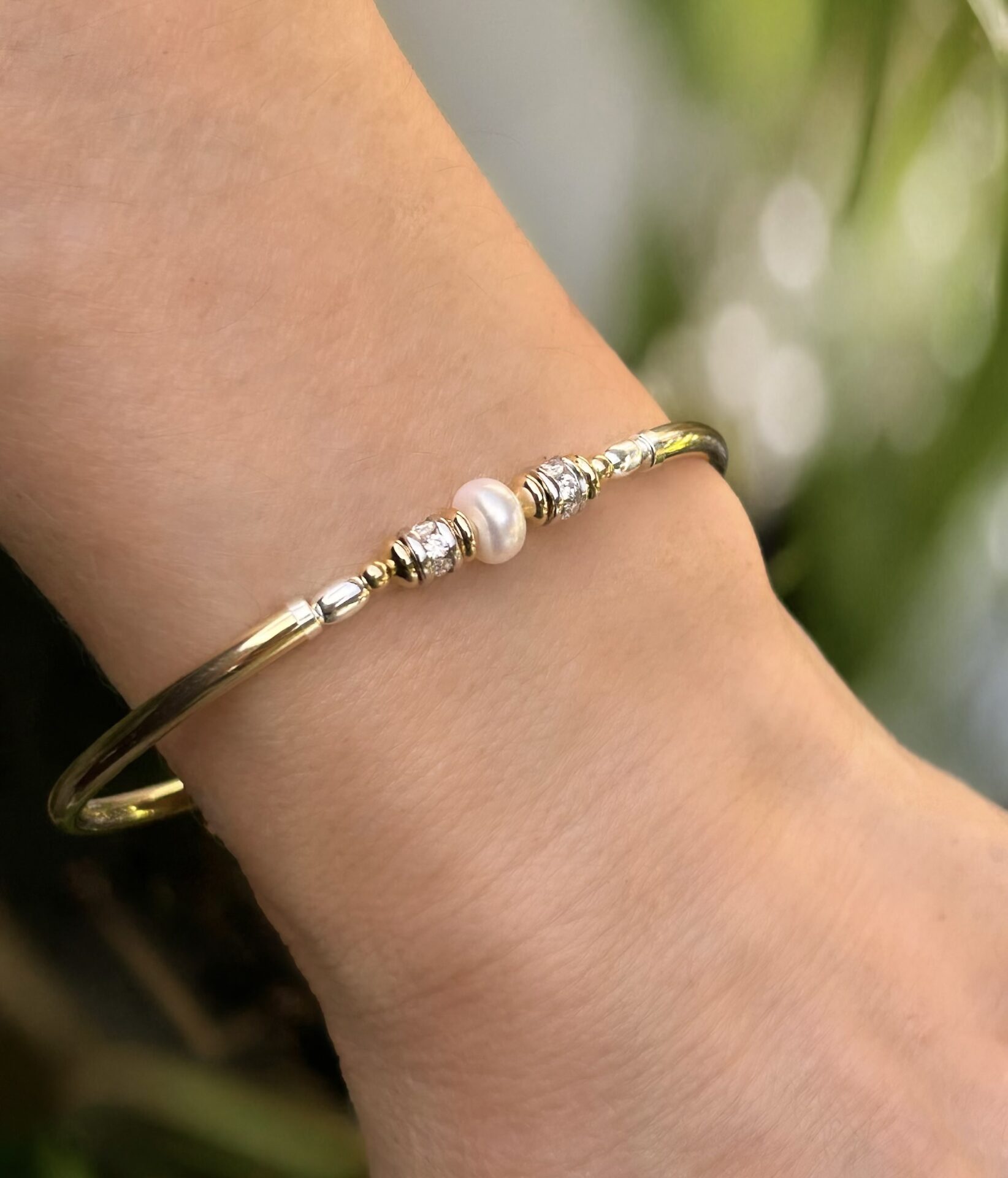 Dior White Pearl Gold Filled Bracelet - Image 3