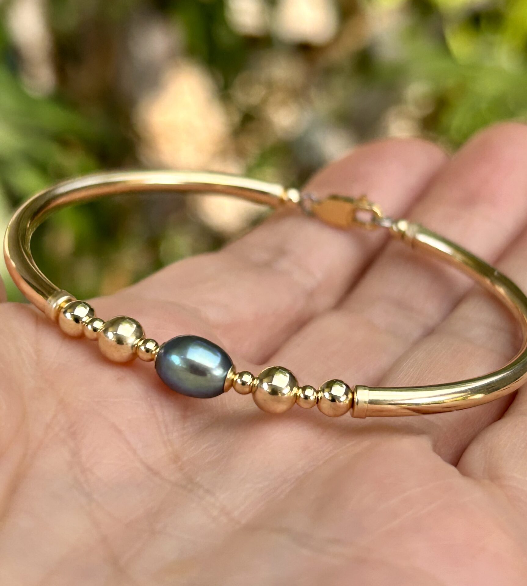 Holli Black Pearl Gold Filled Bracelet - Image 3