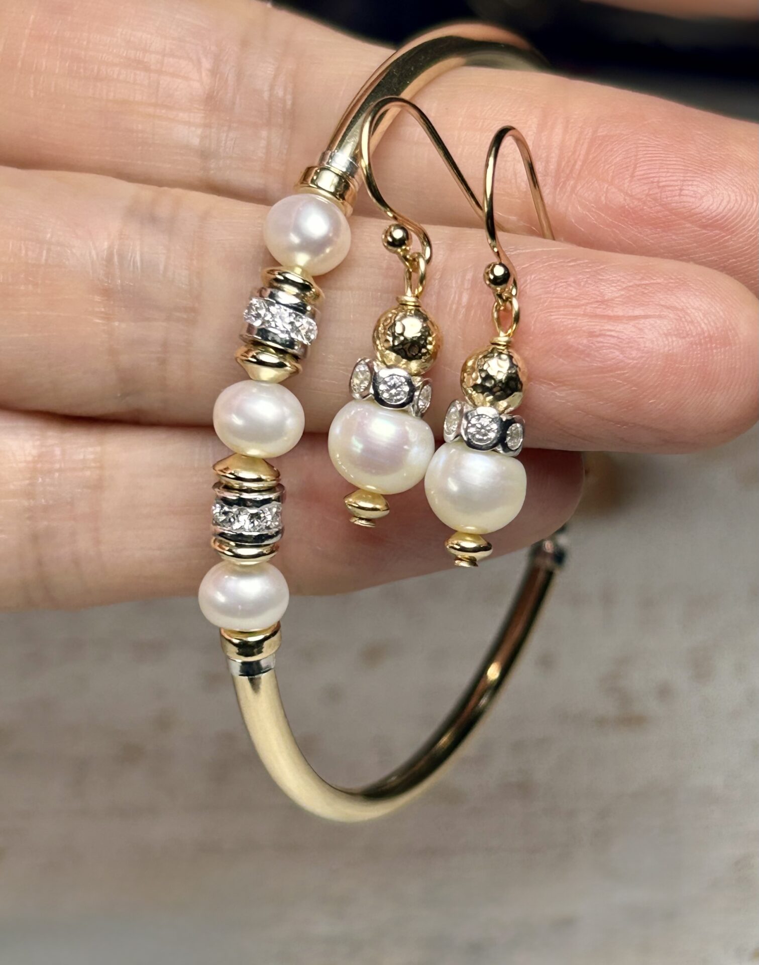 Aya Eliza White Pearl Gold Filled Bracelet - Image 2